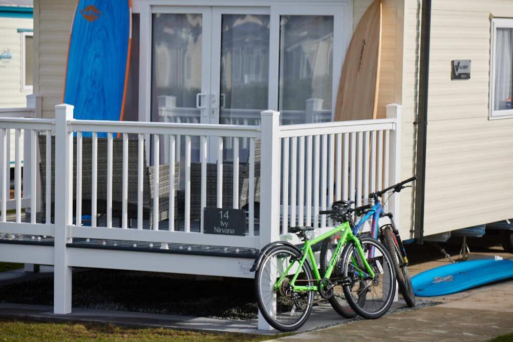 Nirvana Coastal Retreat Holiday Home Cayton Extérieur photo